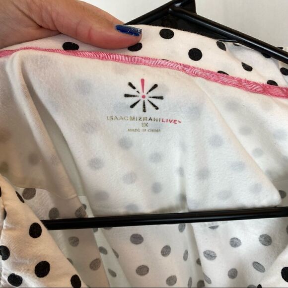 Plus size pajama top   - Picture 5 of 5